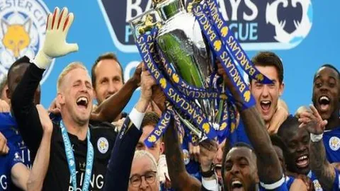 “曼城客场逆转诺丁汉森林，哈兰德替补建功”